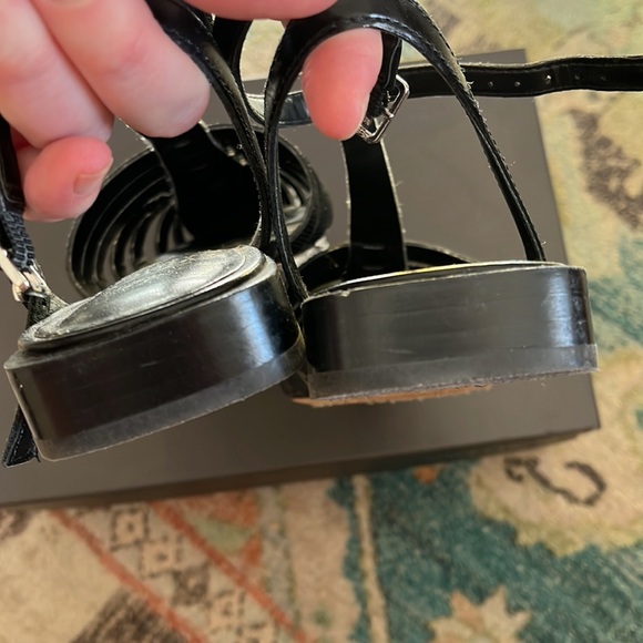 Vince Camuto Caleren caged leather shoes Black 8M GUC - Picture 6 of 8